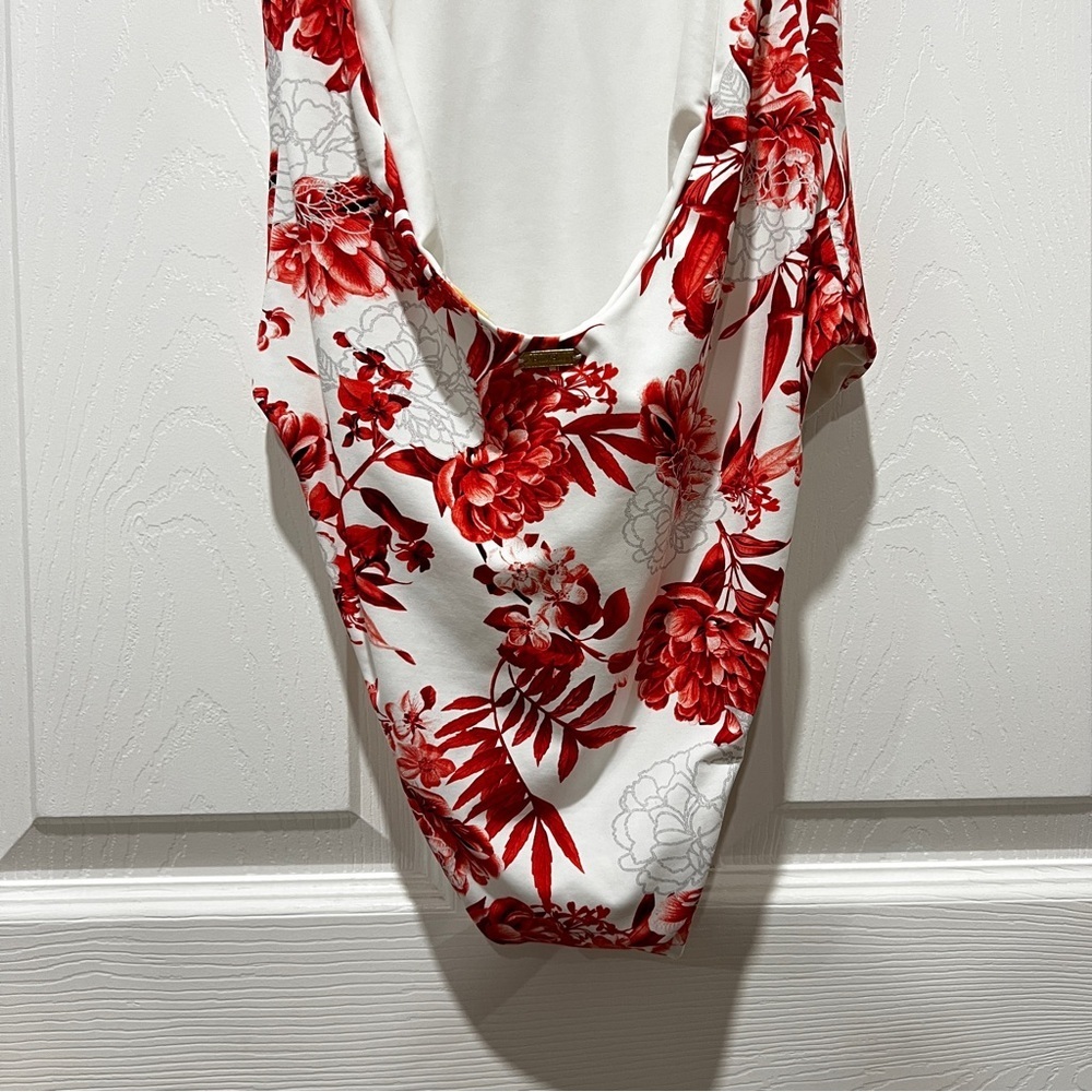 Beach Bunny Red Floral SAMANTHA Cheeky One Piece Swimsuit Size Small Fully Lined - Picture 7 of 11